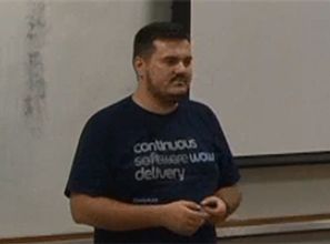 Integração contínua de container para containers